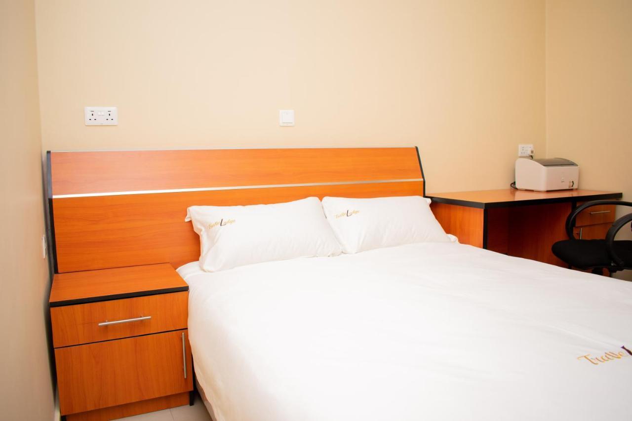 Travelodge 布兰太尔 外观 照片